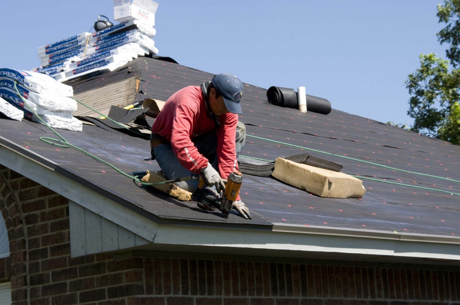 Roofing Contractors Jacksonville FL